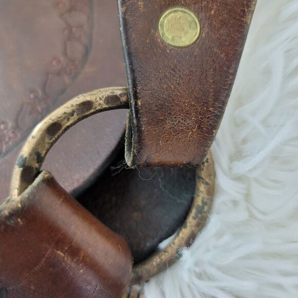 Vintage leather hand tooled shoulder bag 70s - Picture 8 of 13